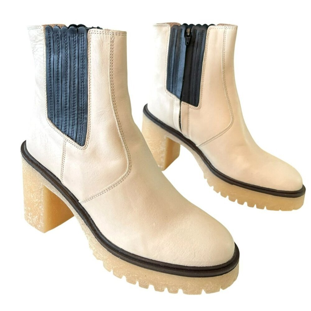 Free People Beige Leather Platform Chelsea Boots Chunky Lug Sole 8.5 Size 39